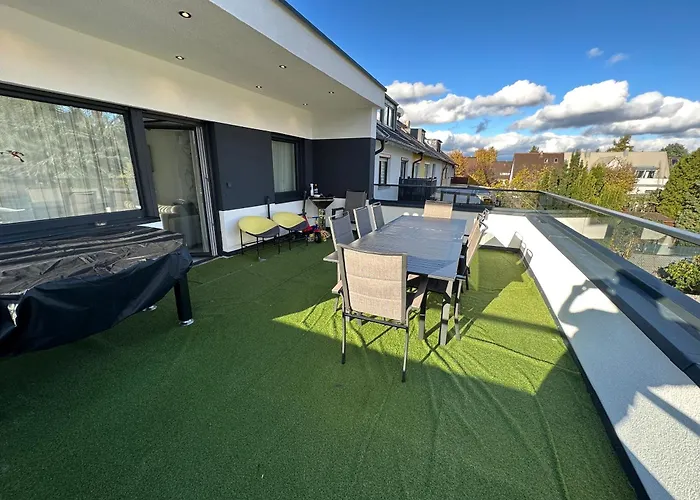 Dayyounglife Mit Terrasse Grill Parkplatz